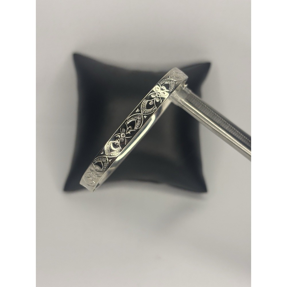 Vintage 925 Sterling Silver Floral Engraved Hinged Bangle Bracelet‎ C&A Arrow 7"